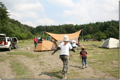 えっスロさんが来たって？！ダッシュする人々